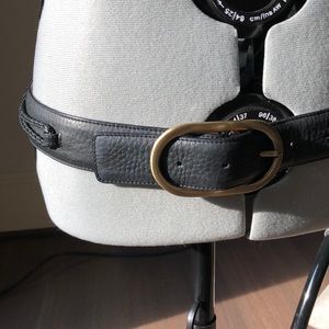 Wolford black belt size 90 (L)